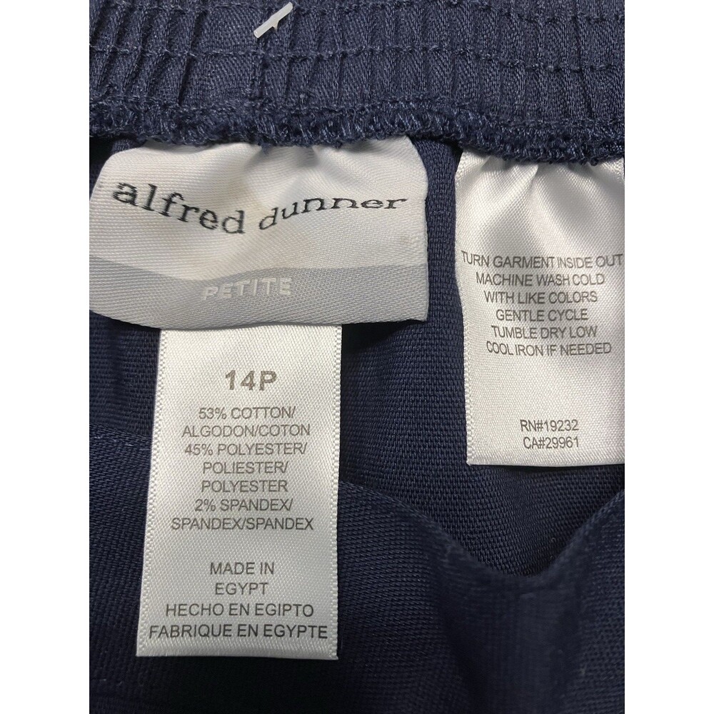 Petite Alfred Dunner Newport Drk Blue PullOn Capri Pants 14P Grommet Accent, NWT - Picture 2 of 6